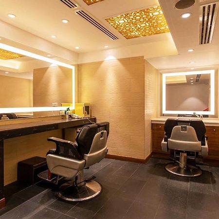 Dhaka Regency Hotel & Resort Zewnętrze zdjęcie