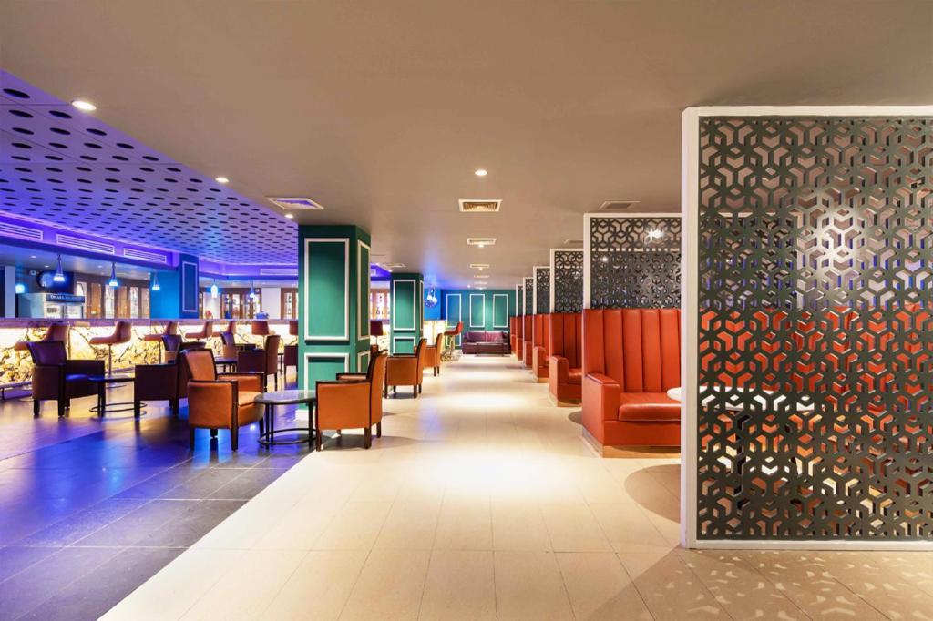 Dhaka Regency Hotel & Resort Zewnętrze zdjęcie