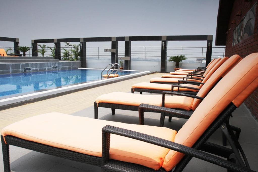 Dhaka Regency Hotel & Resort Zewnętrze zdjęcie